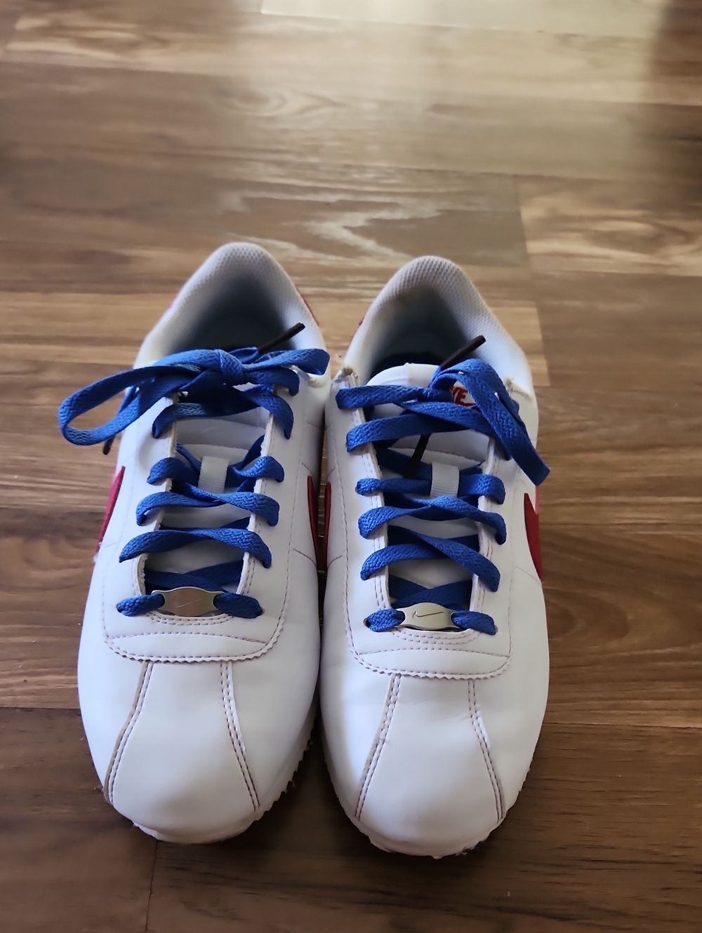White Athletic Sneakers with Blue Laces and Red Accent - Kids